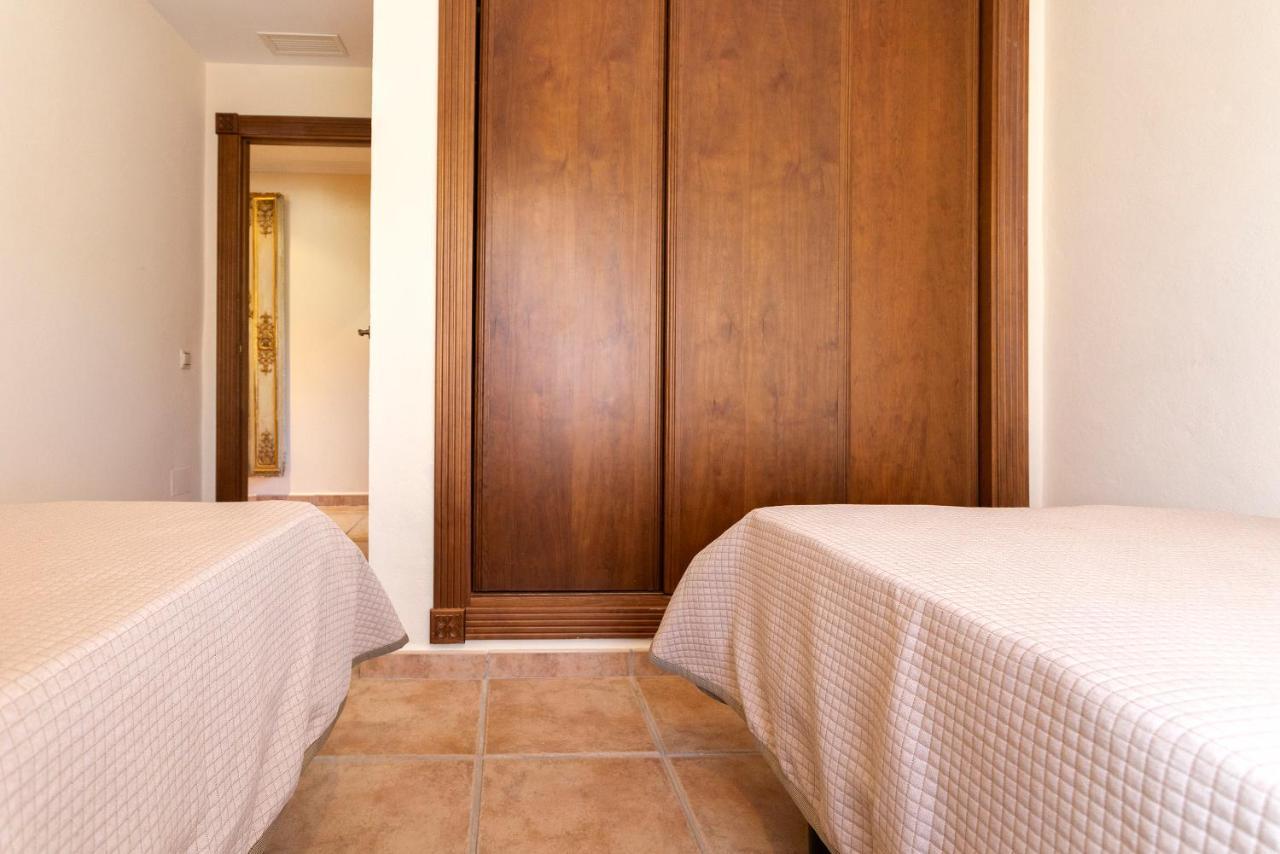 Casa Del Valle Con Piscina Privada Villa Alcaucin Luaran gambar